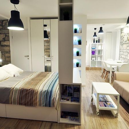 Amfora Deluxe Studio Pula Bagian luar foto